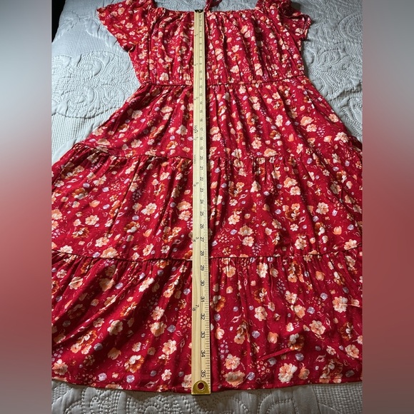 Red Sleeveless Off-Shoulder Sundress for Resort Wear - Picture 11 of 11